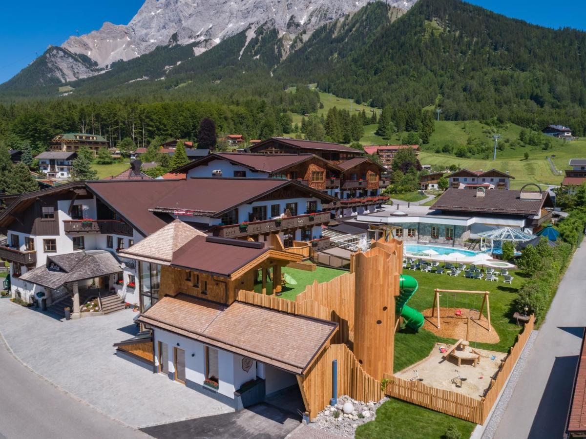Hotel Tirolerhof - Familotel Zugspitze Ehrwald Ngoại thất bức ảnh