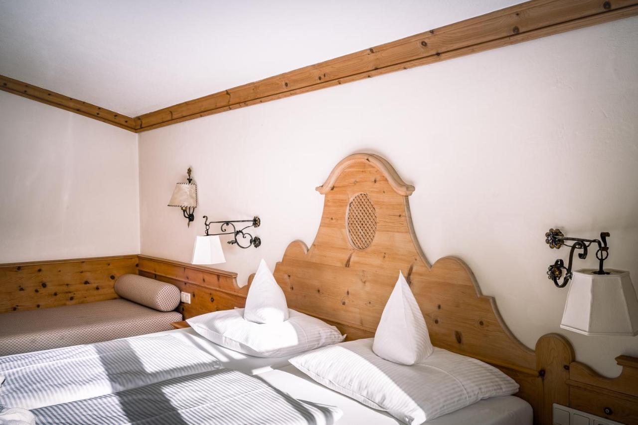 Hotel Tirolerhof - Familotel Zugspitze Ehrwald Ngoại thất bức ảnh