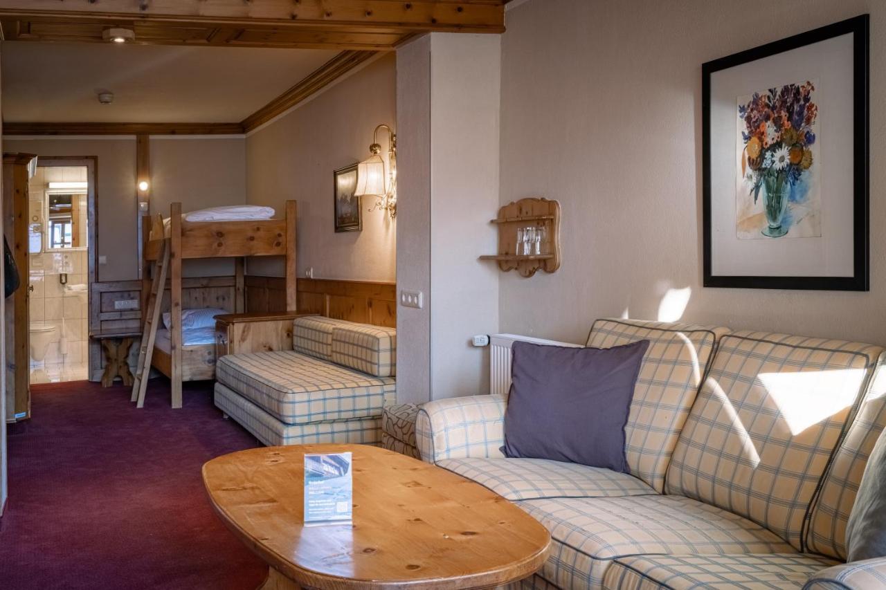 Hotel Tirolerhof - Familotel Zugspitze Ehrwald Ngoại thất bức ảnh