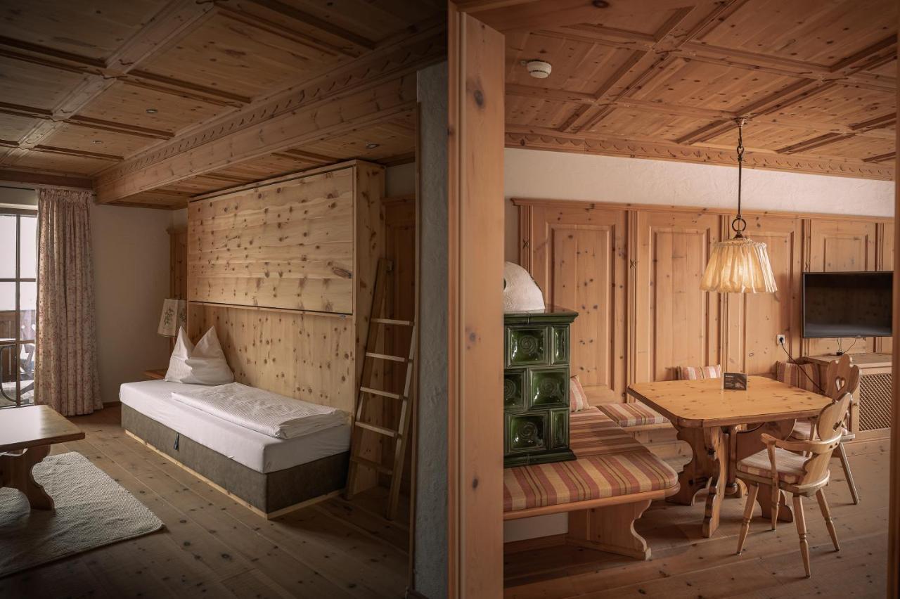 Hotel Tirolerhof - Familotel Zugspitze Ehrwald Ngoại thất bức ảnh