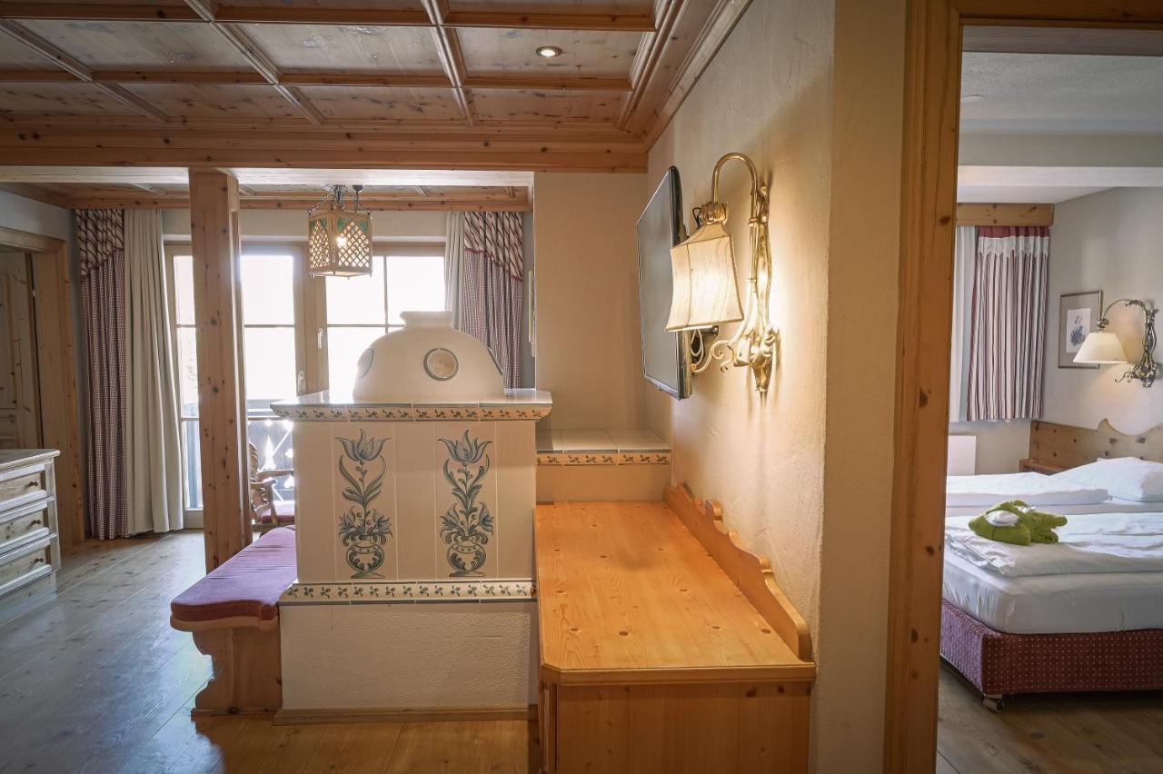 Hotel Tirolerhof - Familotel Zugspitze Ehrwald Ngoại thất bức ảnh