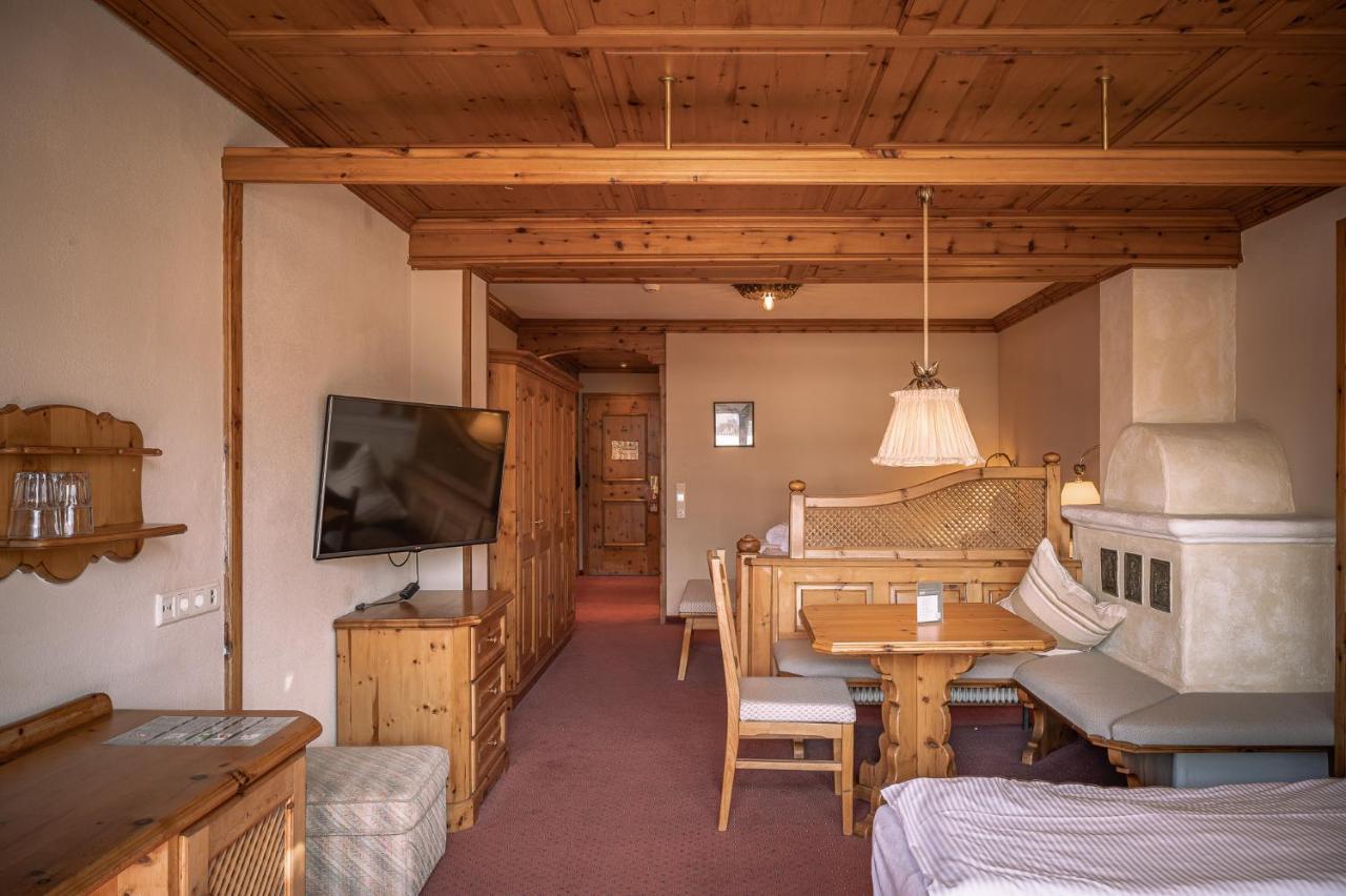 Hotel Tirolerhof - Familotel Zugspitze Ehrwald Ngoại thất bức ảnh