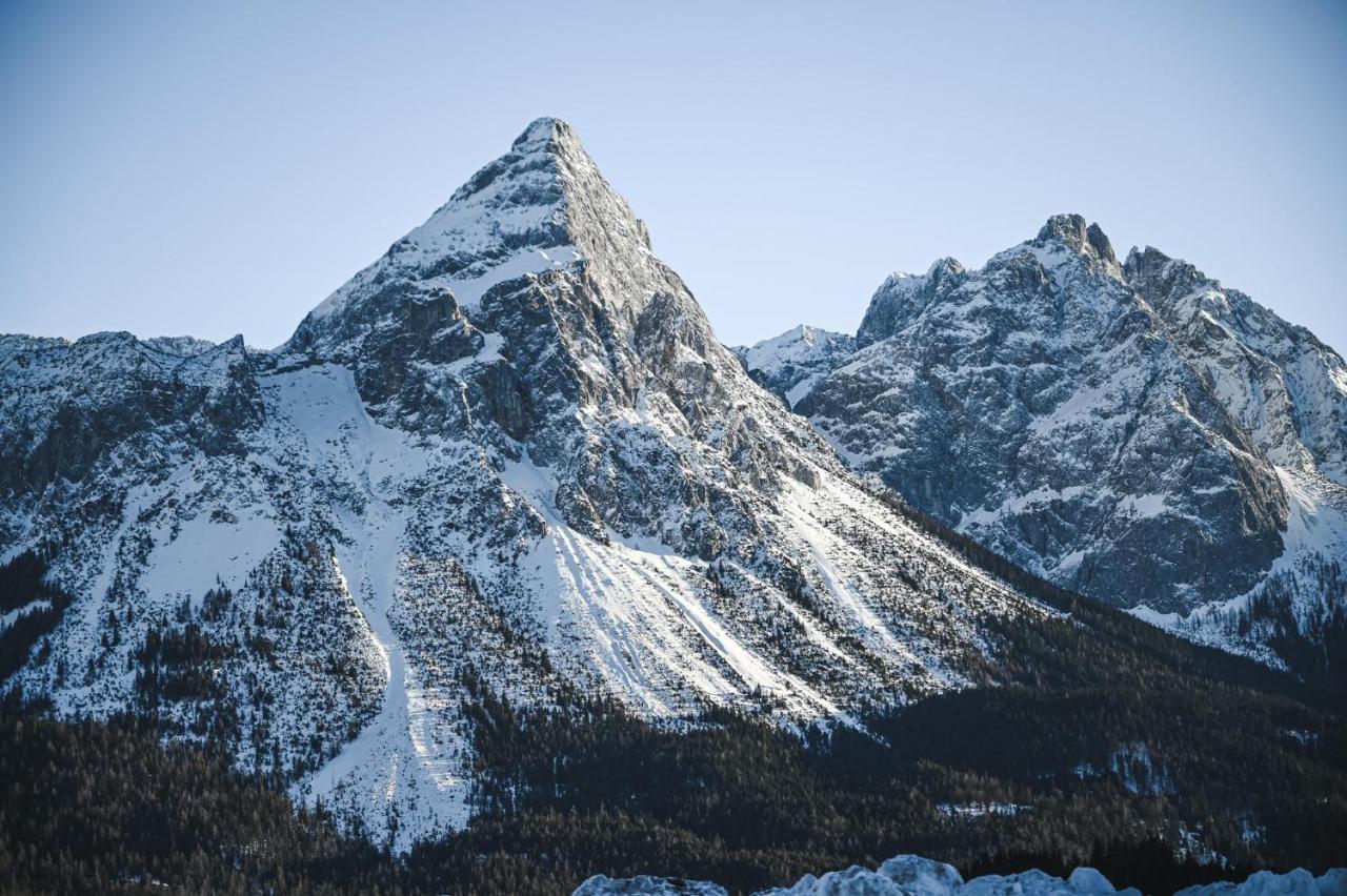 Hotel Tirolerhof - Familotel Zugspitze Ehrwald Ngoại thất bức ảnh