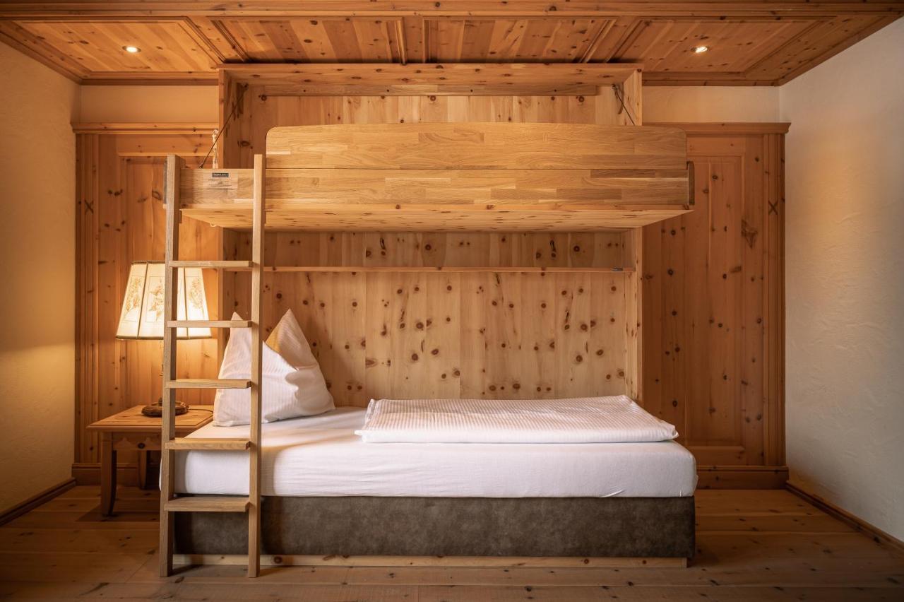 Hotel Tirolerhof - Familotel Zugspitze Ehrwald Ngoại thất bức ảnh