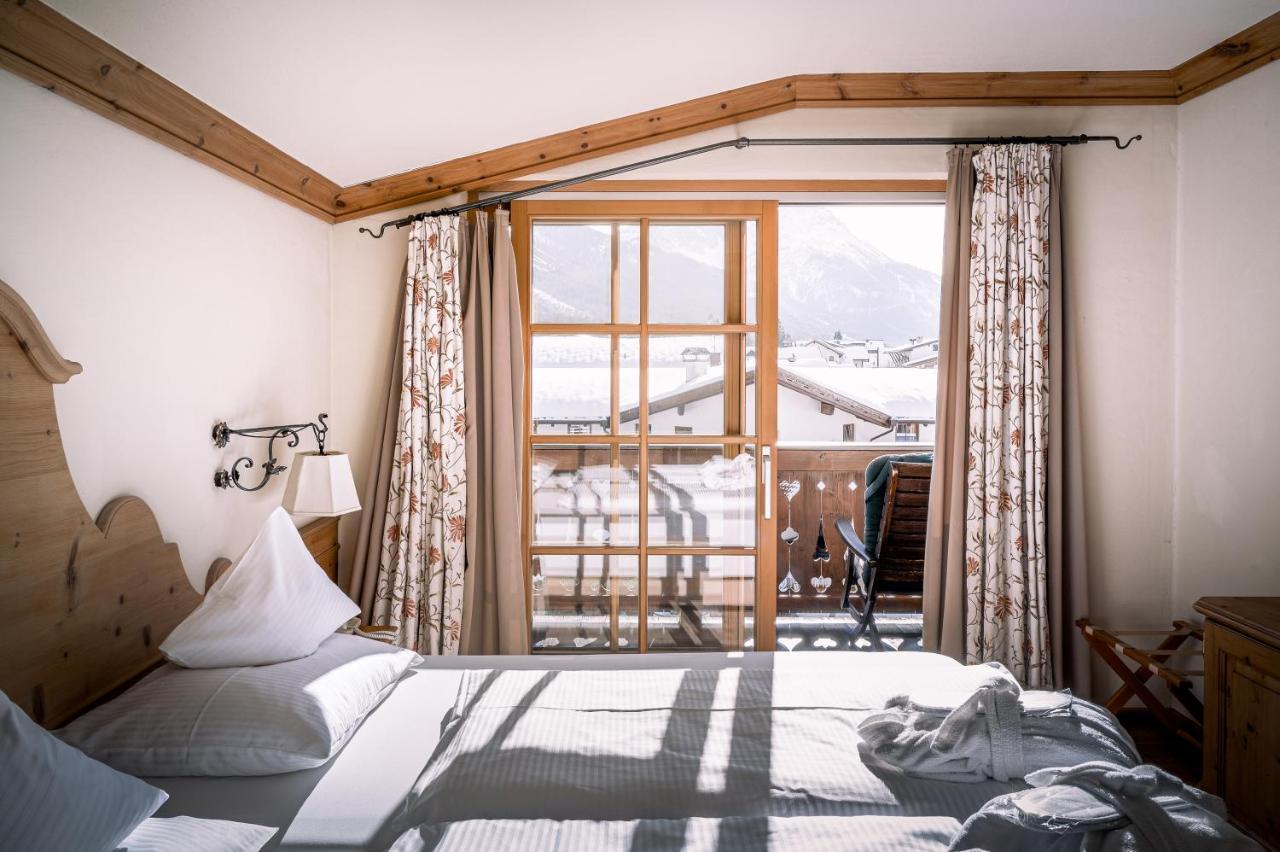 Hotel Tirolerhof - Familotel Zugspitze Ehrwald Ngoại thất bức ảnh