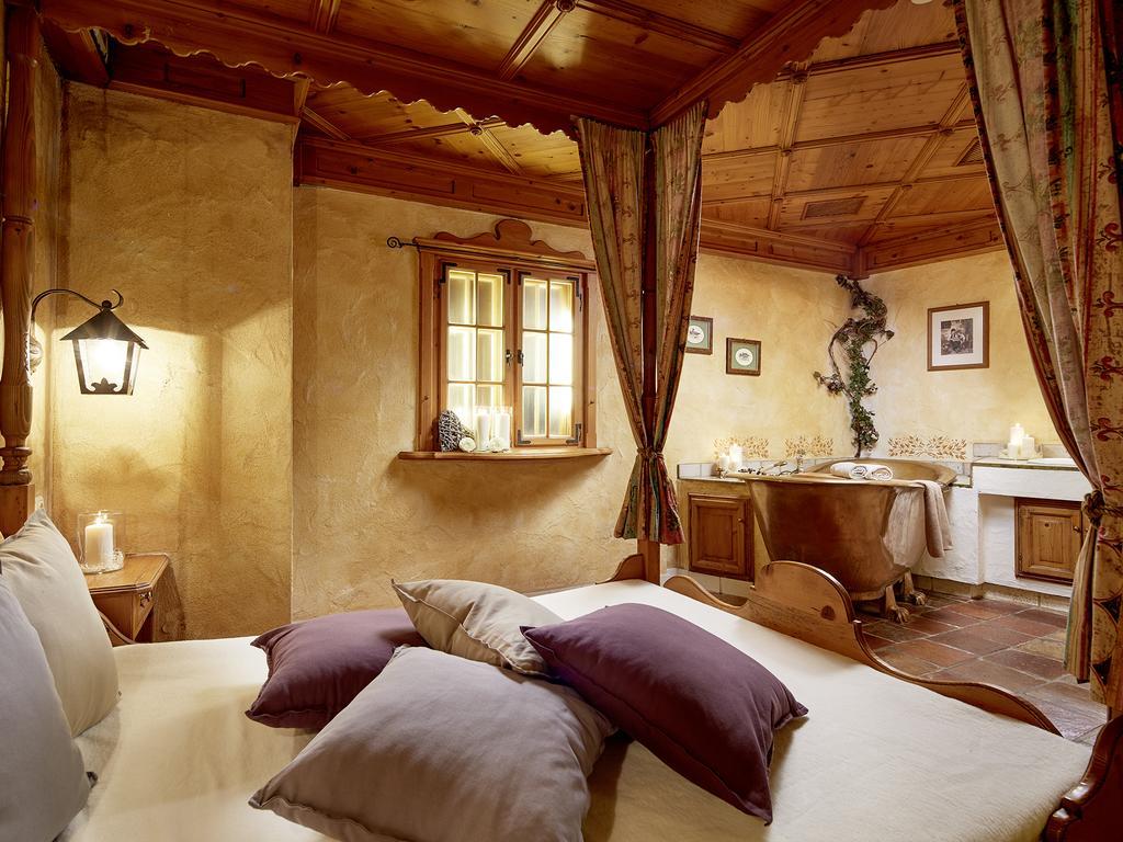 Hotel Tirolerhof - Familotel Zugspitze Ehrwald Ngoại thất bức ảnh